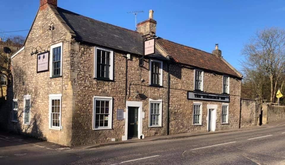 The Horseshoe Inn Shepton Mallet Esterno foto